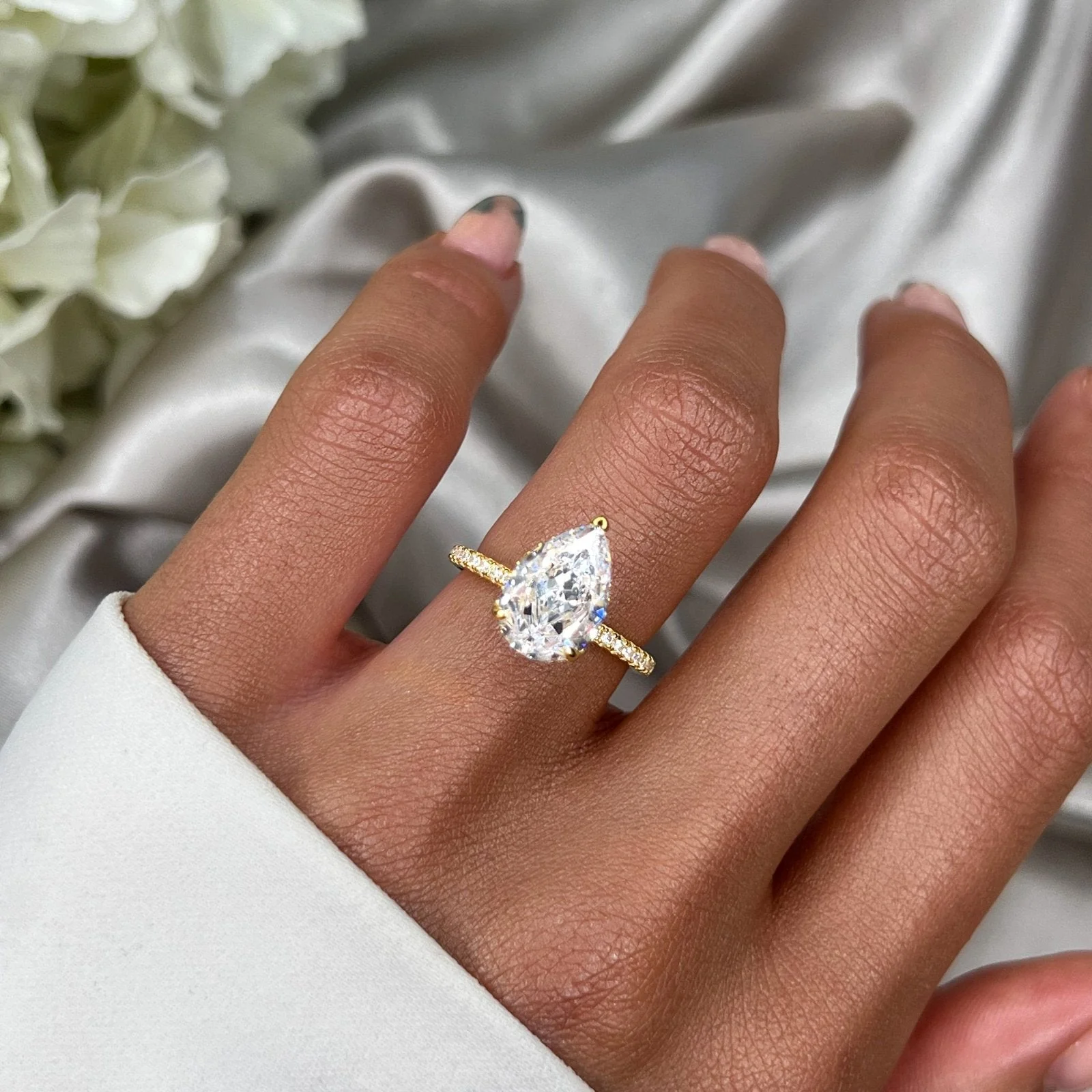 14k Gold Amour Pear Ring - Image 3